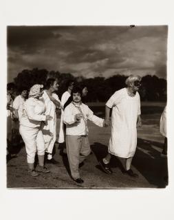 Diane Arbus - Untitled (7)