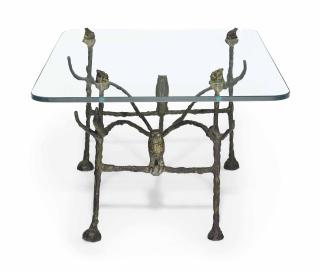 Diego Giacometti - Table basse trapézoïdale: modèle aux hiboux et aux grenouilles