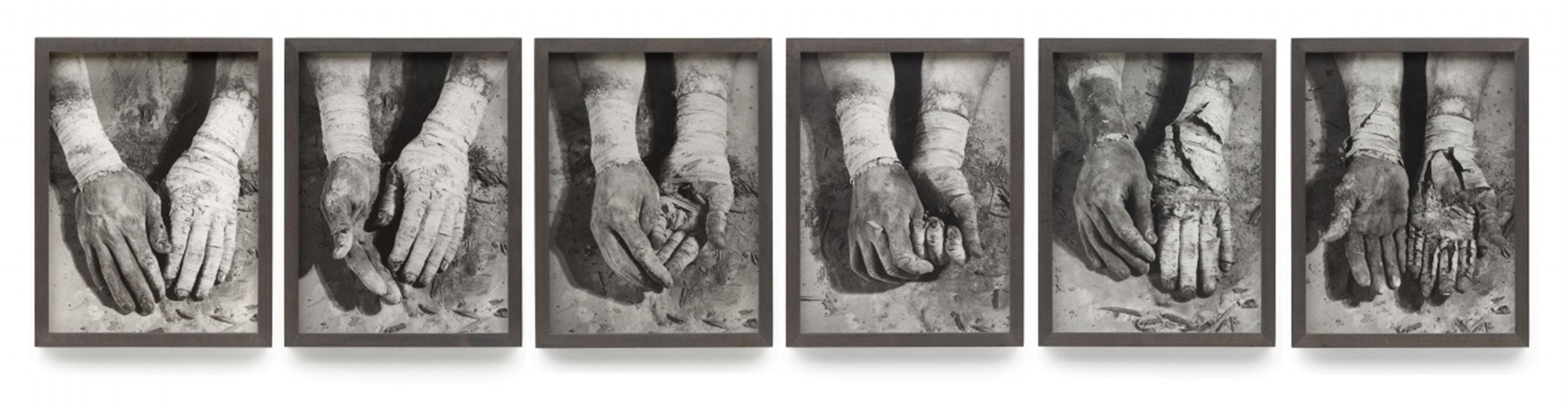 Dieter Appelt - Die Befreiung der Finger (aus der Serie: Erinnerungsspur)