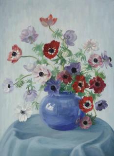 Dirk Smorenberg - A still life with anemones in a blue vase