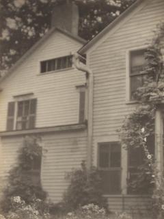 Doris Ulmann - White House from the Garden