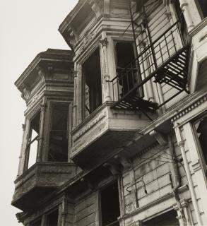 Dorothea Lange - Apartment Building