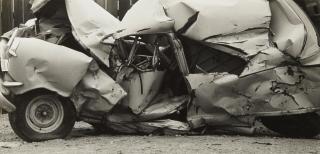 Dorothea Lange - Crushed Car