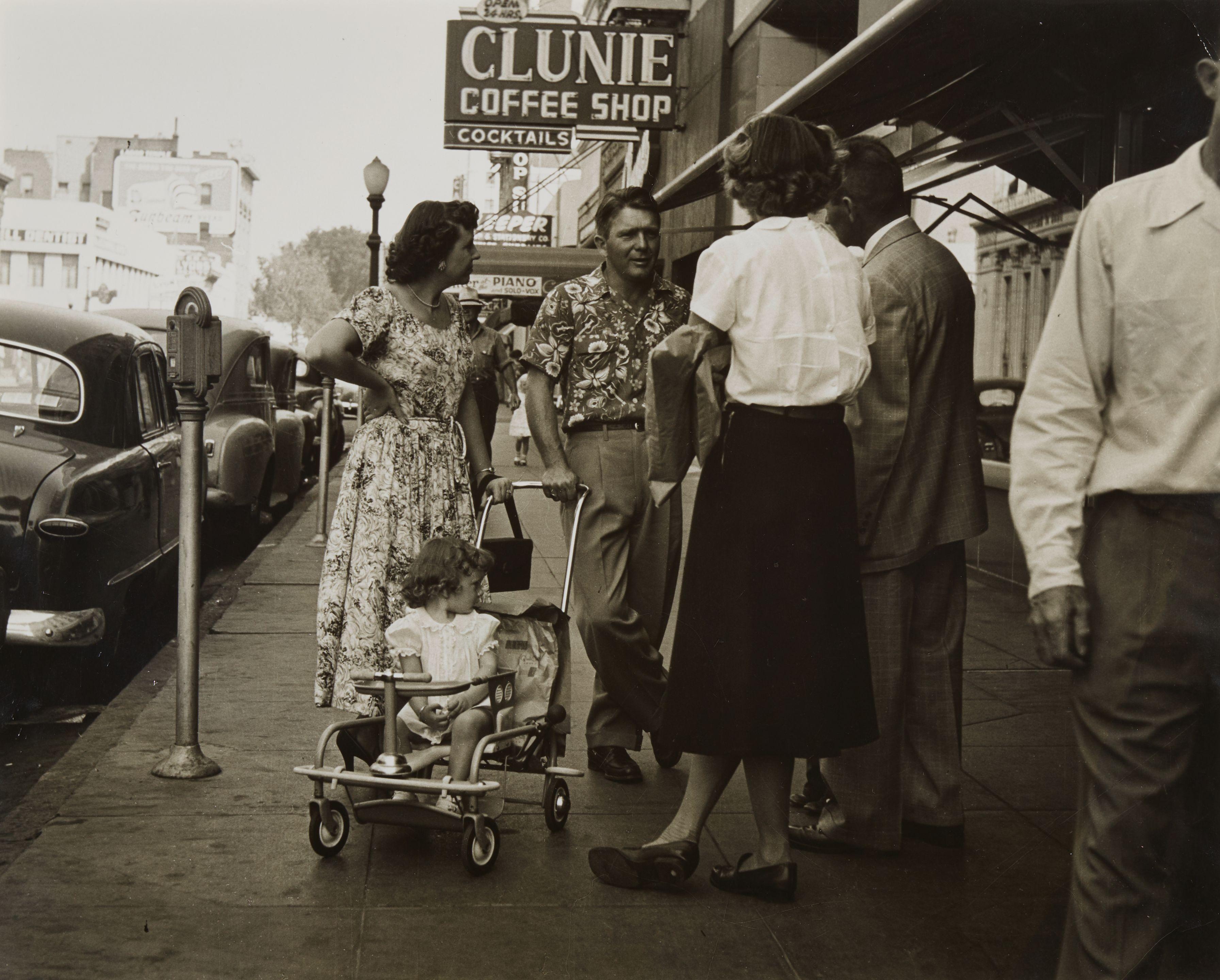 Dorothea Lange - Street Conversation, Clunie Coffee Shop, San Francisco Bay Area