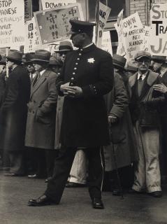 Dorothea Lange - Street Demonstration, San Francisco, 1933
