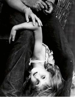 Dorothea Lange - Untitled (Young girl)