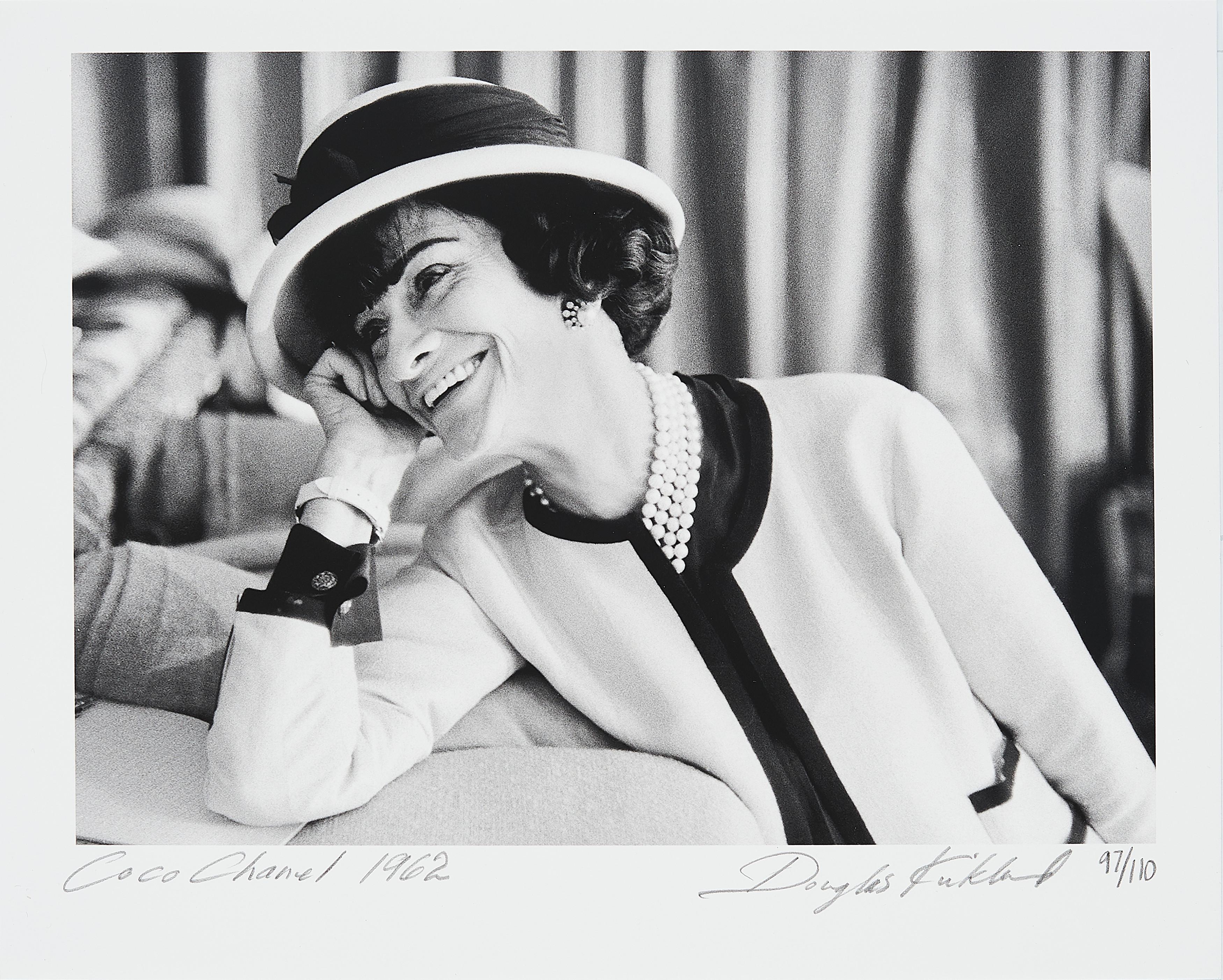 Douglas Kirkland - Coco Chanel.