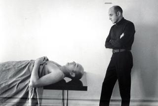 Duane Michals - »Selfprotrait as if I were dead«