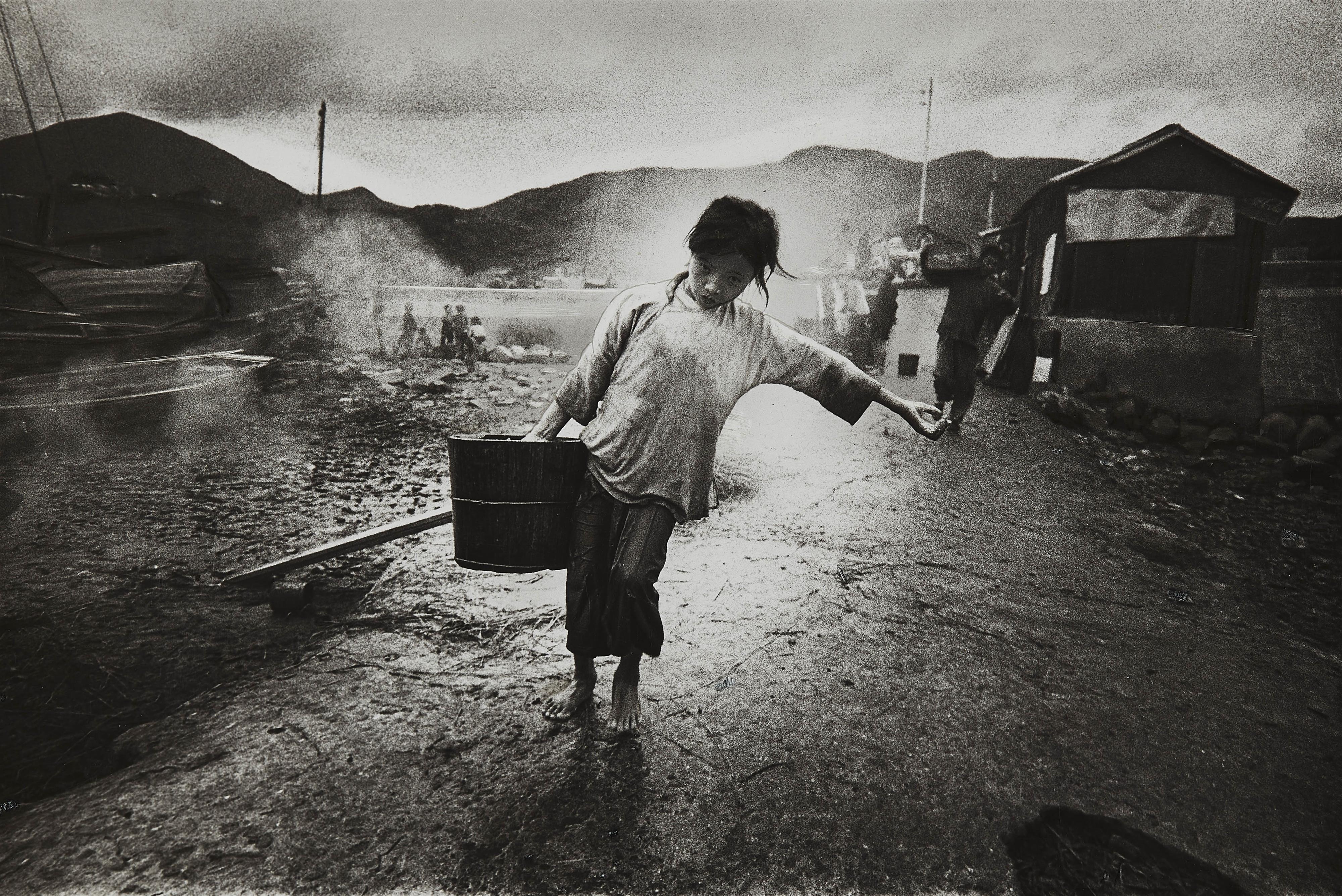 Ed van der Elsken - Refugee girl, Kow Loon