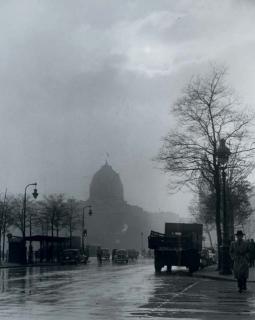 Edith Gerin - Place du Châtelet, 1949