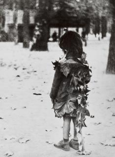 Edouard Boubat - Paris (Little Girl With Dead Leaves)
