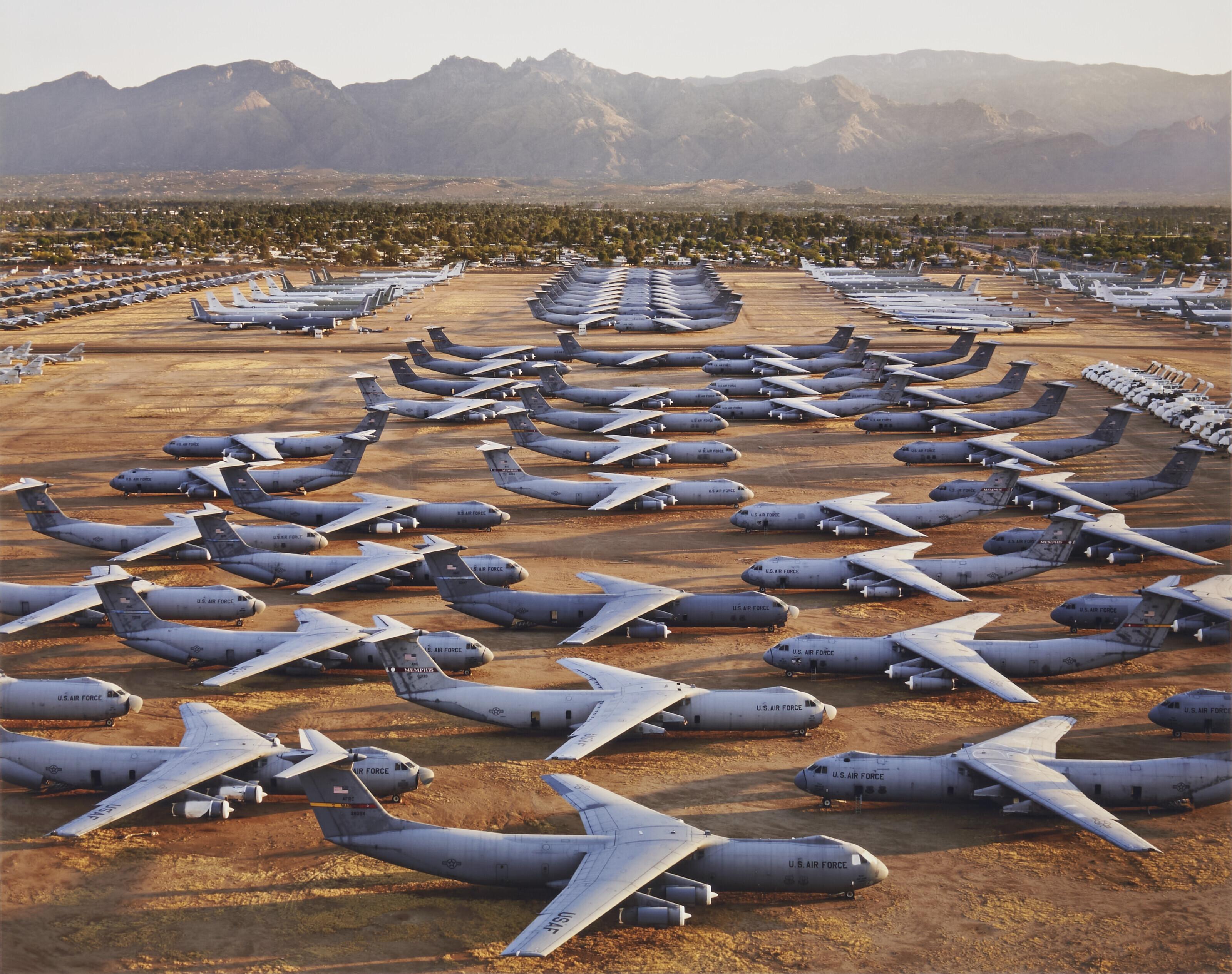 Edward Burtynsky - AMARC #5, Davis Monthan AFB, Tucson, Arizona, 2006
