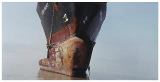 Edward Burtynsky - Shipbreaking #50, Chittagong, Bangladesh