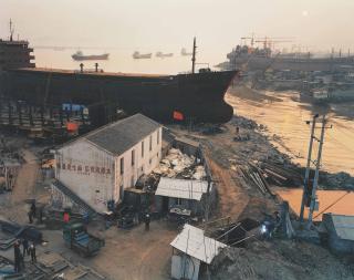 Edward Burtynsky - Shipyard #5 Qili Port, Zhejiang Province, China, 2004