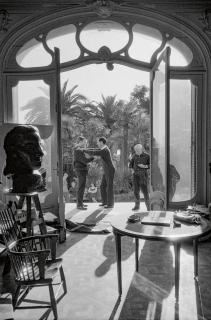 Edward Quinn - \'Pablo Picasso, Luis Miguel Dominguin And Paulo Picasso. La Californie, Cannes\', 1959