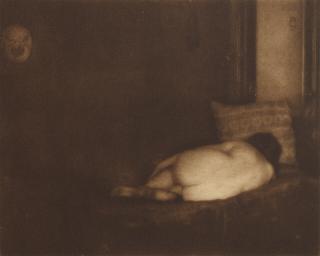 Edward Steichen - The model and the mask, 1906
