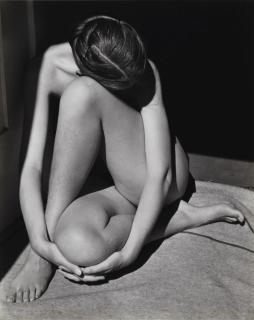Edward Weston - Nude (Charis Wilson, Santa Monica)