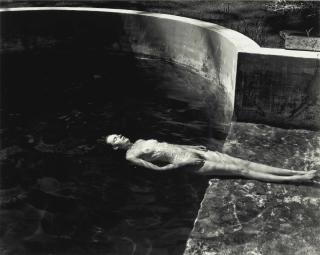 Edward Weston - Nude Floating, 1939