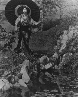 Edward Weston - Ruth St. Denis