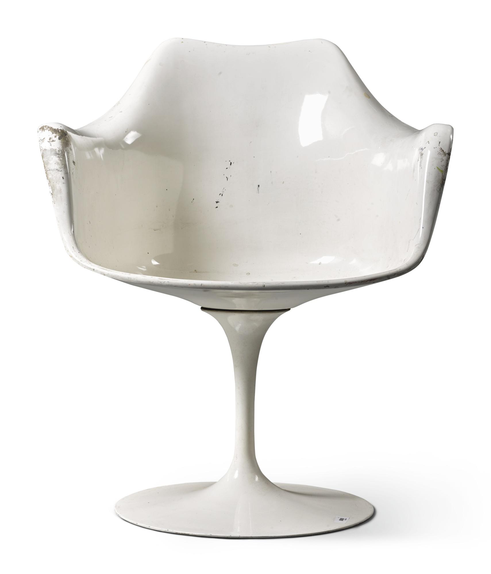 Eero Saarinen - Tulip Armchair, Model 150