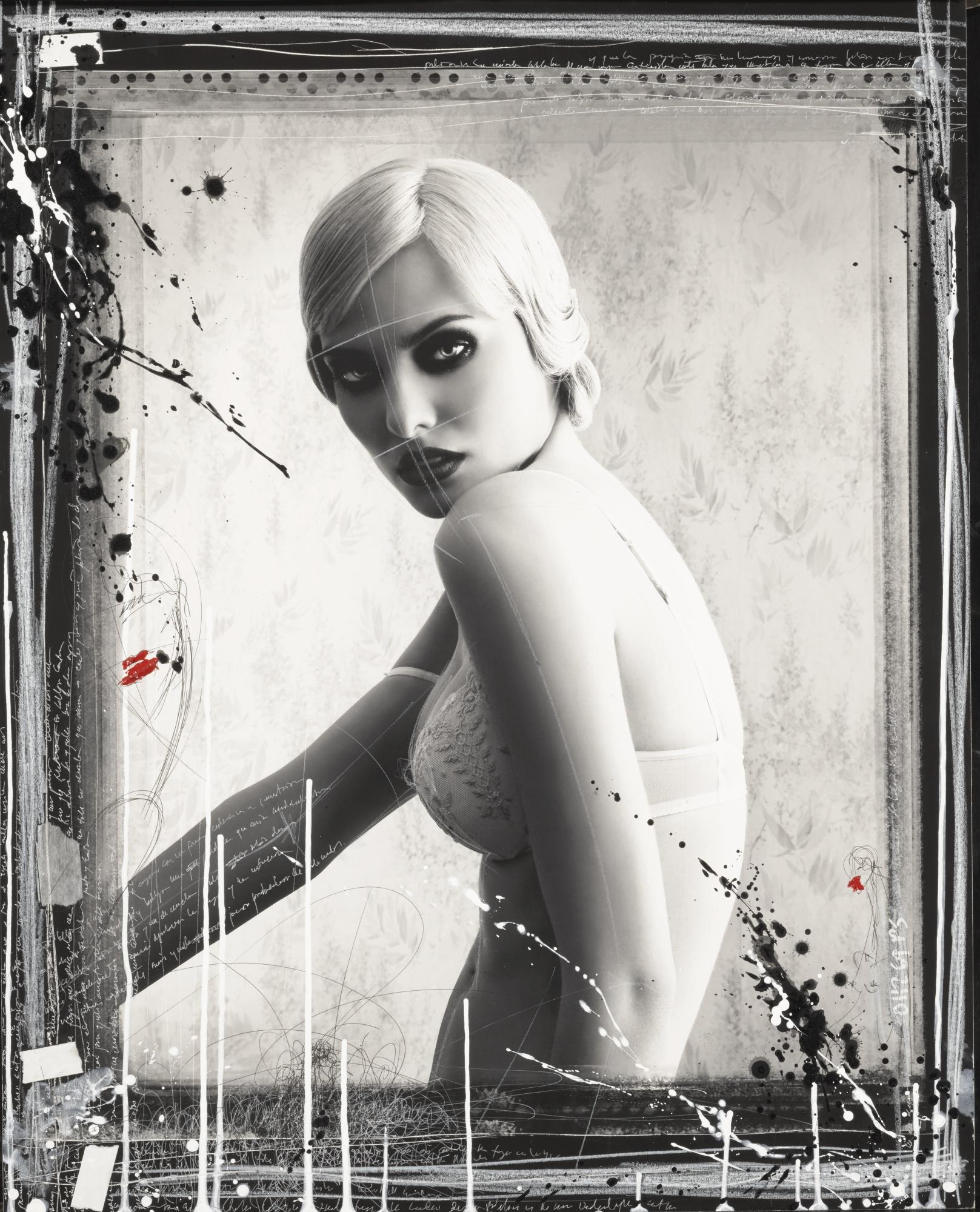 Efren Isaza - \'M With Bra\'