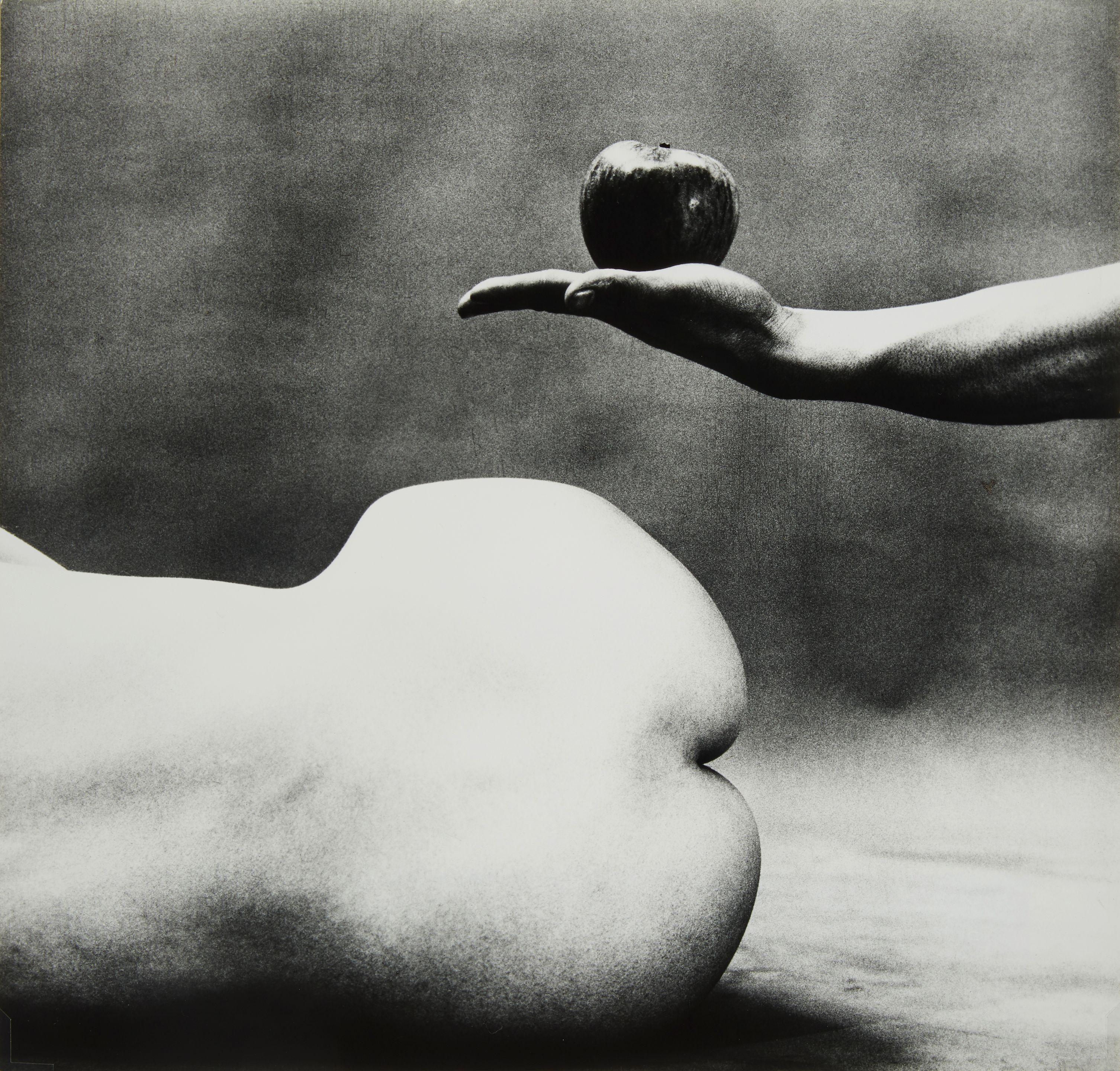 Eikoh Hosoe - Man and Woman
