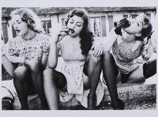 Ellen Von Unwerth - Peaches, Rouilly le Bas.
