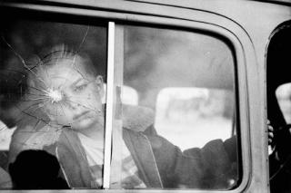Elliott Erwitt - Cracked Glass with Boy, Colorado