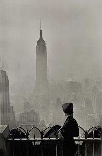 Elliott Erwitt - \'Empire State Building\', New York City, 1955