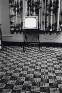 Elliott Erwitt - Motel Room, Texas, 1962
