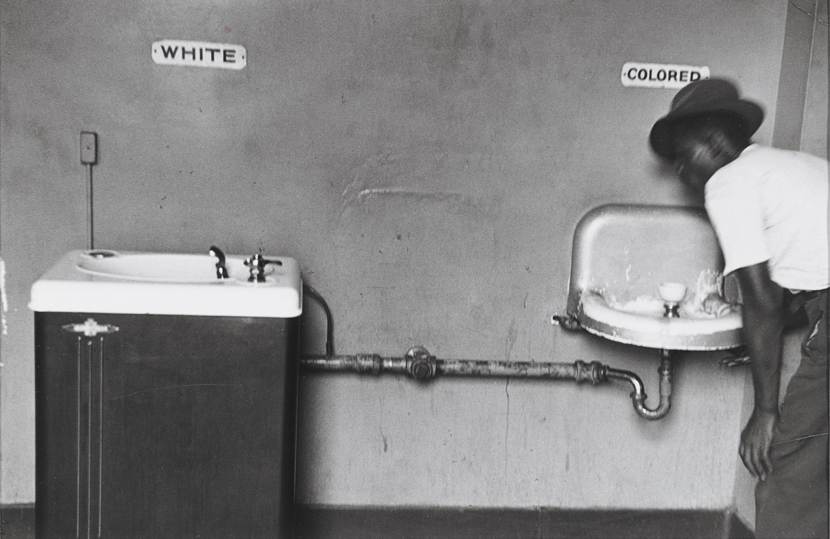 Elliott Erwitt - Segregated Water Fountains, North Carolina, 1950