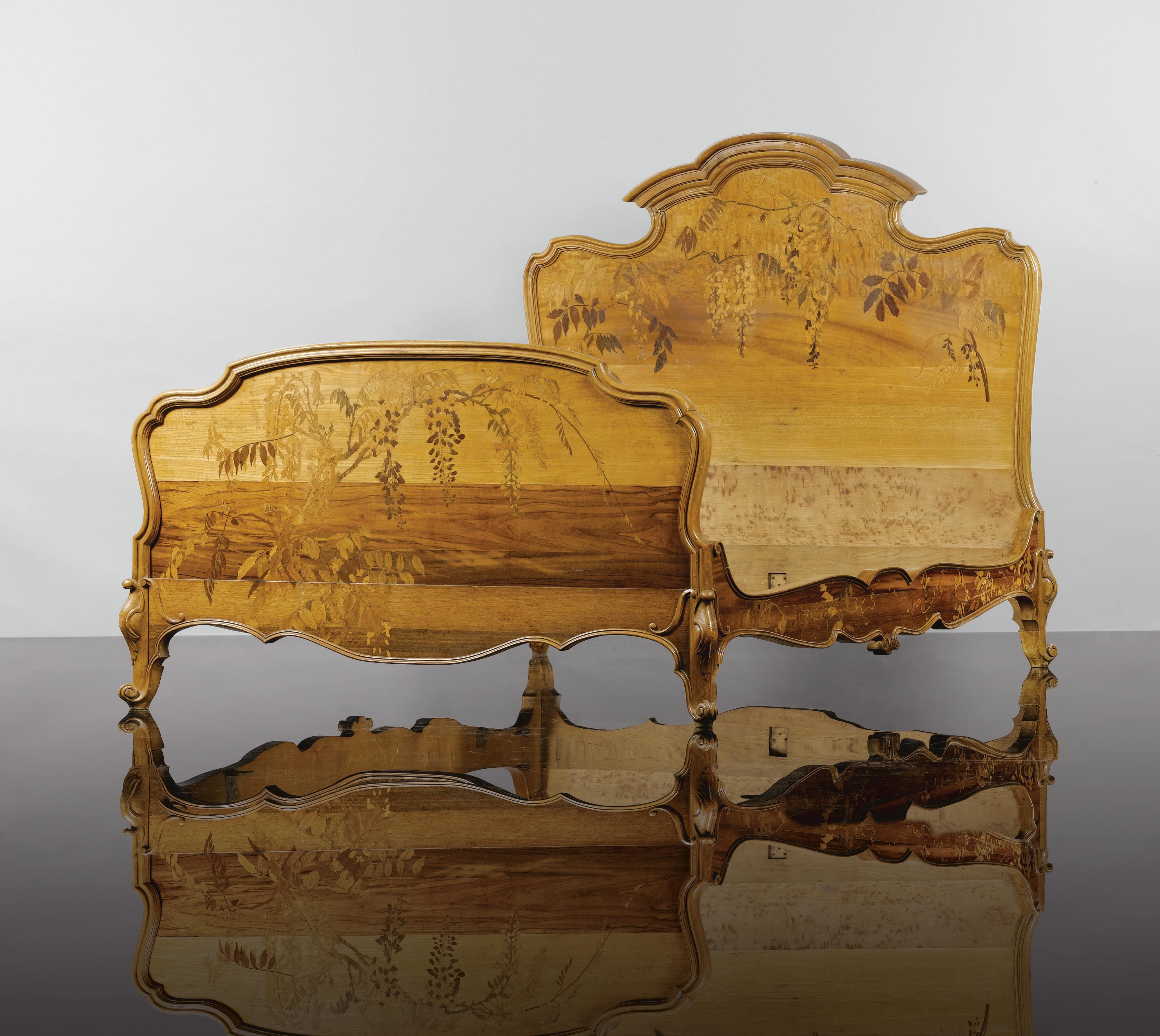 Émile Gallé - \'Wisteria\' Bed