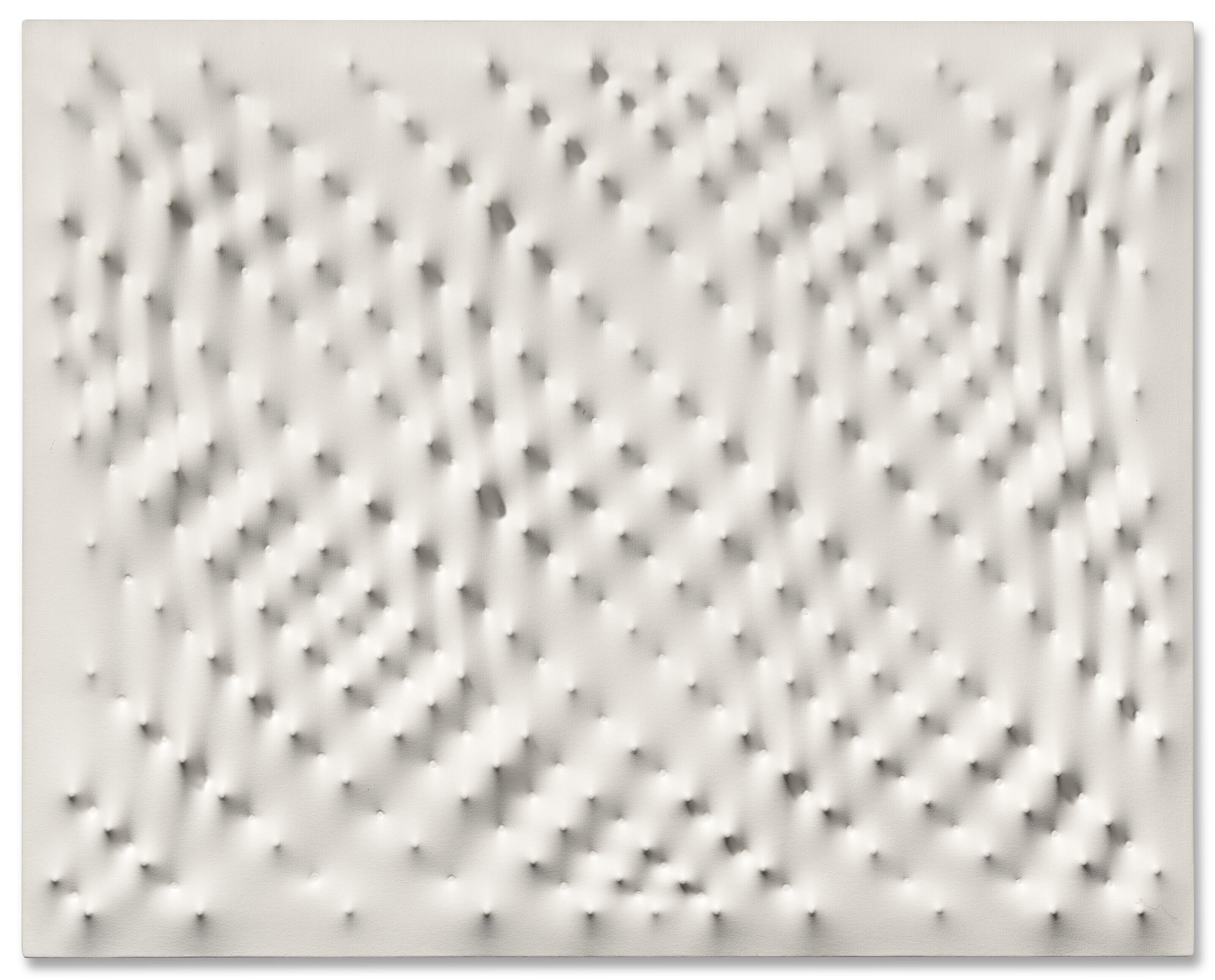 Enrico Castellani - Superficie bianca