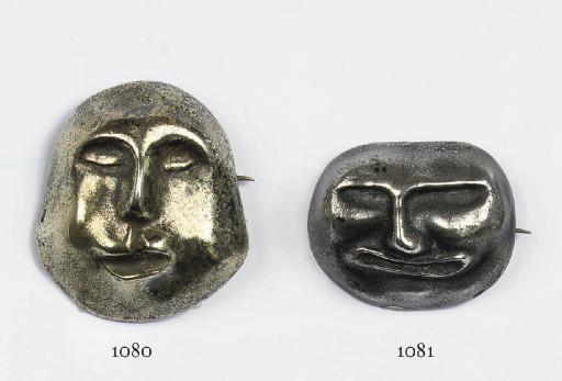 Erich Wichman - Smile - a brooch