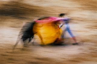 Ernst Haas - La Suerte De Capa, Pamplona