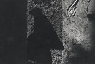 Ernst Haas - Priest, Positano, 1953