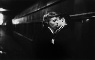Ernst Haas - The Kiss, Grand Central Station, New York City