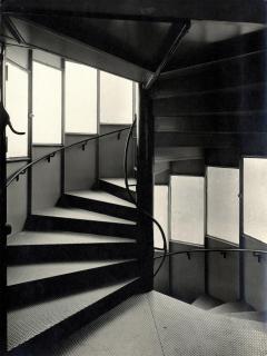 Ernst Scheel - »Treppenhaus im runden Turm« (Röntgenröhrenfabrik C.H.F. Müller / Architekt Prof. Karl Schneider, Hamburg)