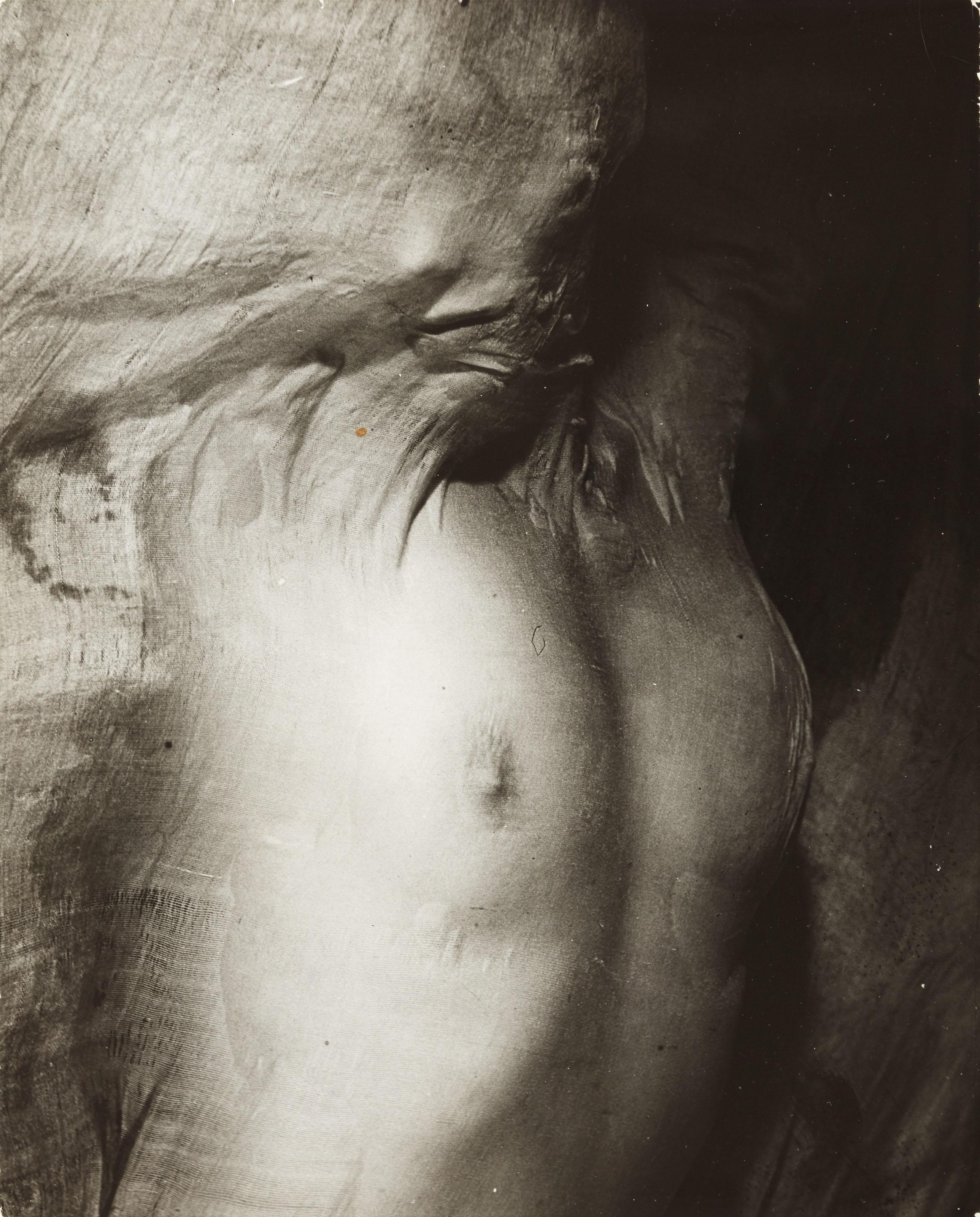 Erwin Blumenfeld - Nude Under Wet Silk, Paris, 1937