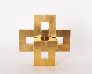 Erwin Heerich - Messingskulptur (Kreuz).