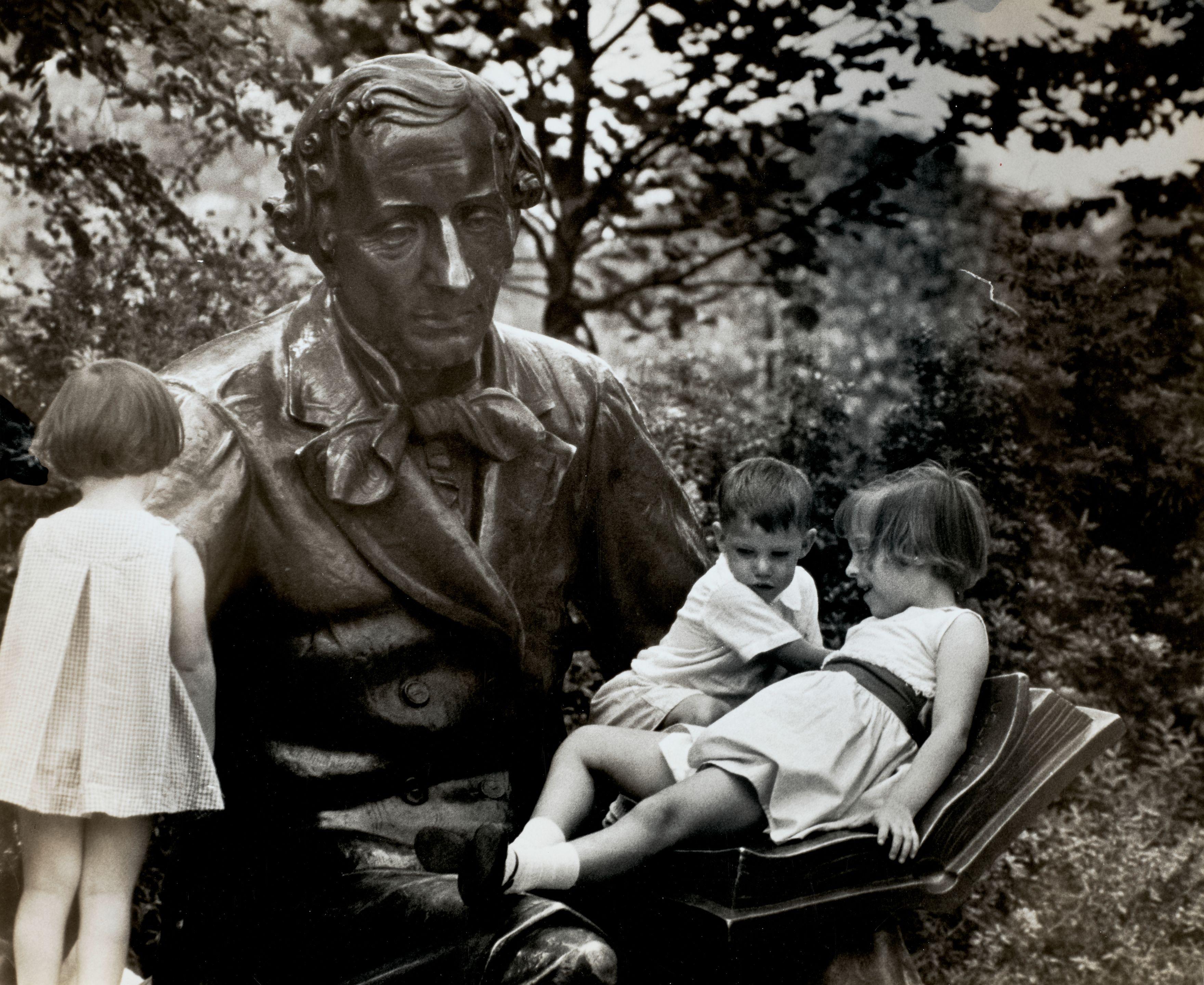 Esther Bubley - Untitled (Children at Hans Christian Andersen Statue, Central Park, NYC)