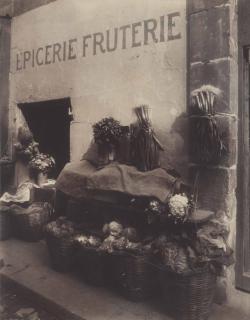 Eugène Atget - Boutique 15 Rue Maître Albert, 1911