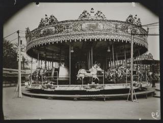 Eugène Atget - Carrousel