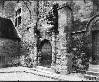 Eugène Atget - Crépy-en-Valois, ancien château