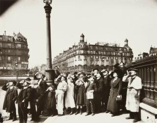 Eugène Atget - Pendant l\'éclipse