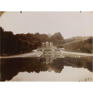 Eugène Atget - Saint-Cloud (Cascade), 1923