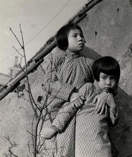 Eva Besnyö - »Hilfe für China«