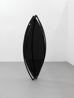 Eva Rothschild - Double Bow