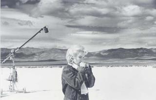 Eve Arnold - Marylin Monroe during the filming of \