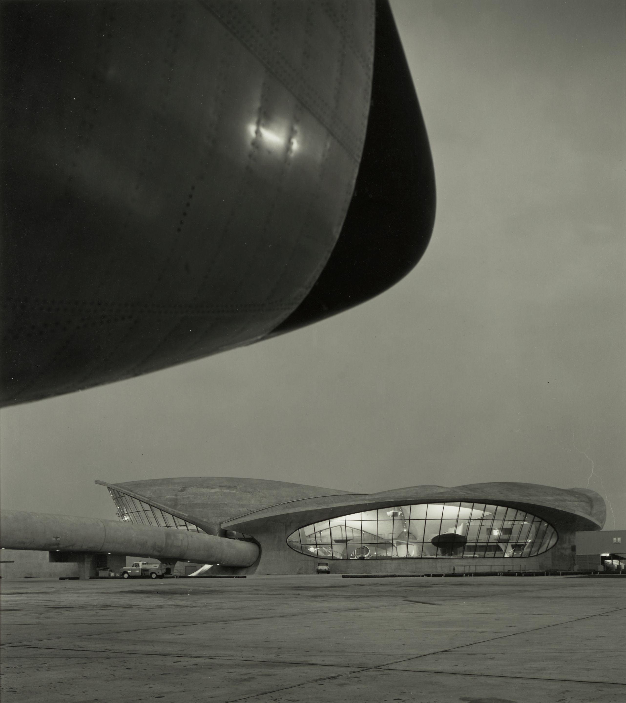 Ezra Stoller - TWA Terminal at Idlewild Airport, Eero Saarinen, New York, NY